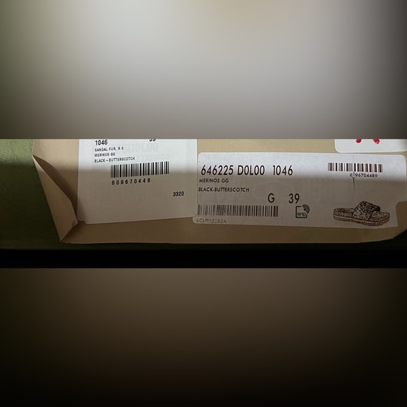 New Gucci GG logo Shearling Eileen Teddy slides in black with Interlocki… - Picture 12 of 12